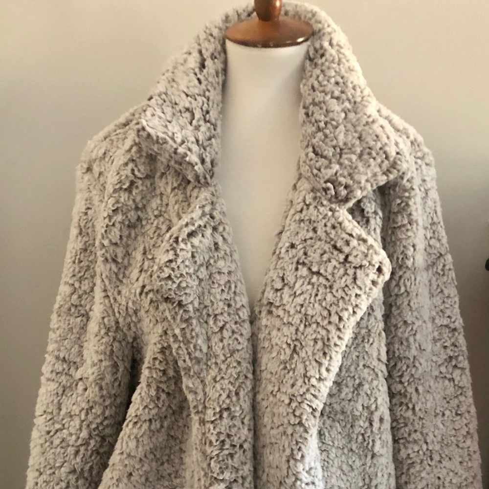 PLUS SIZE Sherpa Jacket